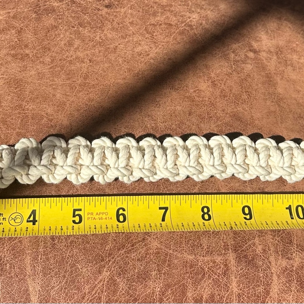 Ember & Ivory Macrame dog leash black leather. - Picture 3 of 6